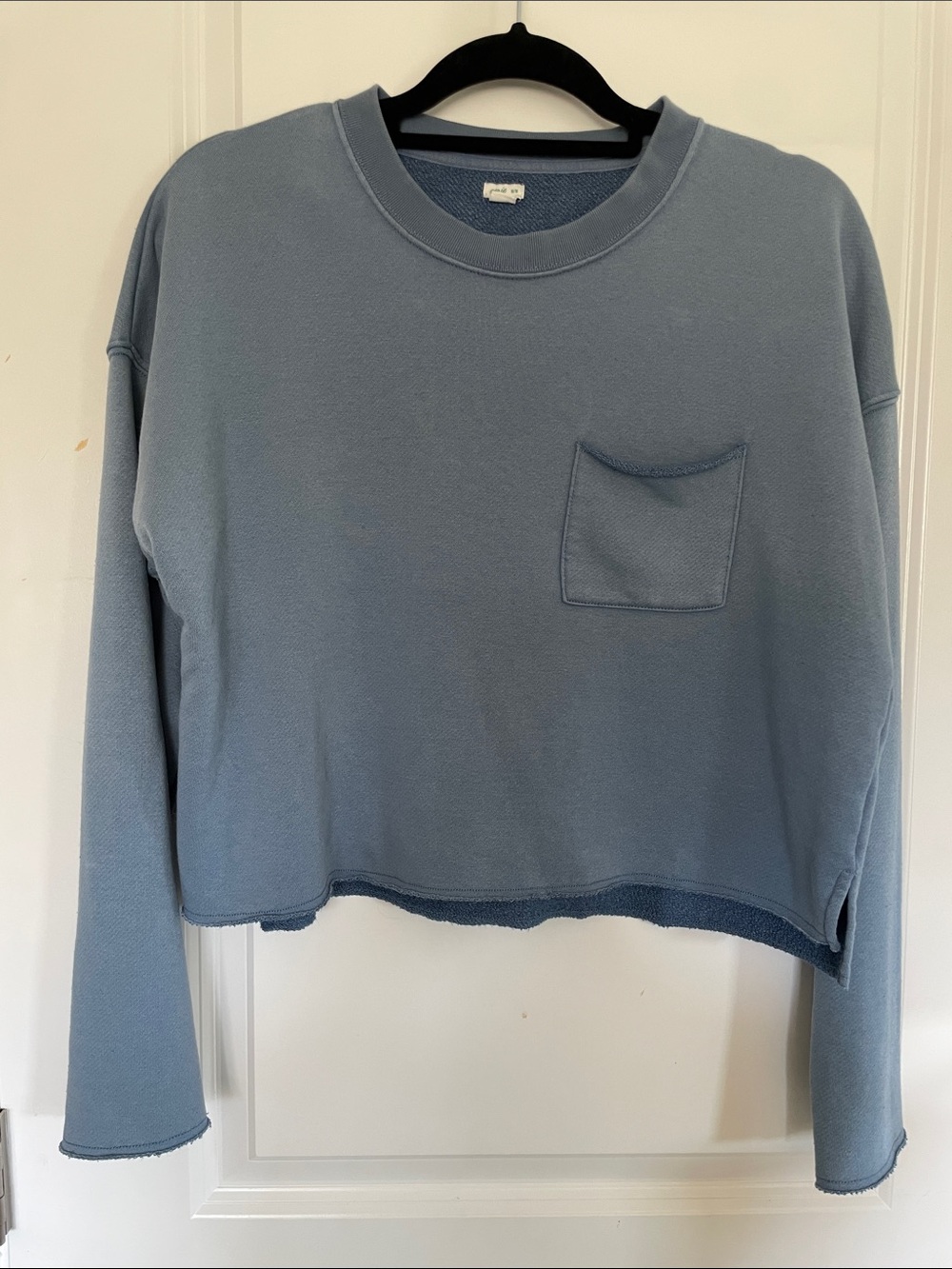 Aerie Women's Light Blue Crewneck Pocket Sweatshirt size medium